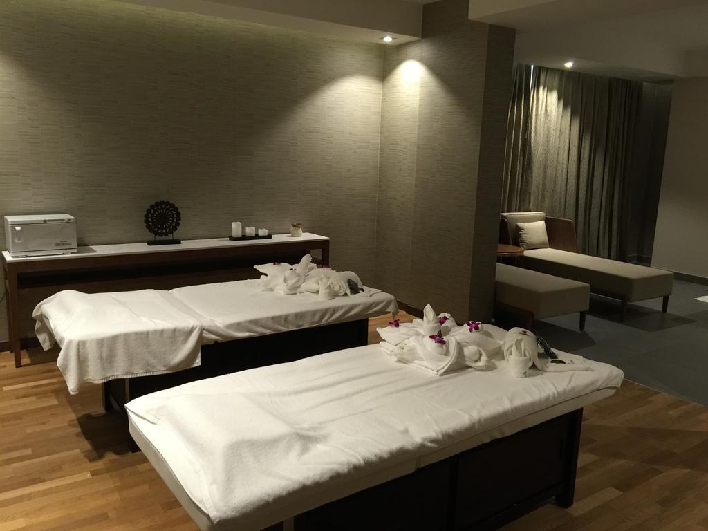 Ramee Rose Hotel Manama Eksteriør billede